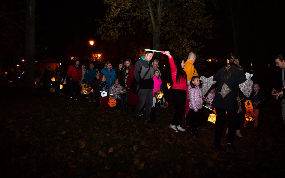 Tvorba stezek se stanovišti či průvodů